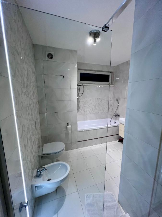 Monte Amnis Kosice Apartment Exterior foto